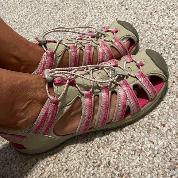 Croft & Barrow® Sport Sandals - Women Pink & Tan color size 9 - Picture 4 of 12